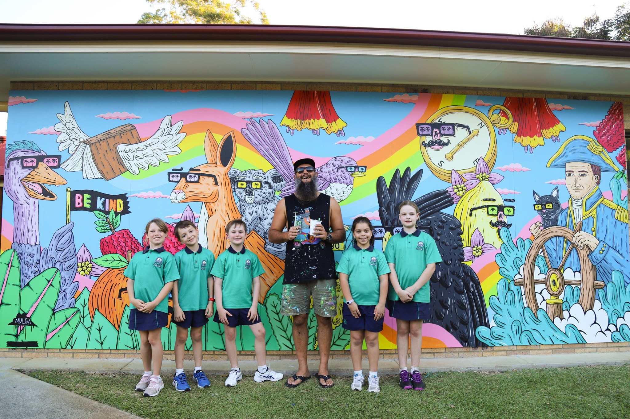 Flinders Primary Art Mural with Mulga the Artist